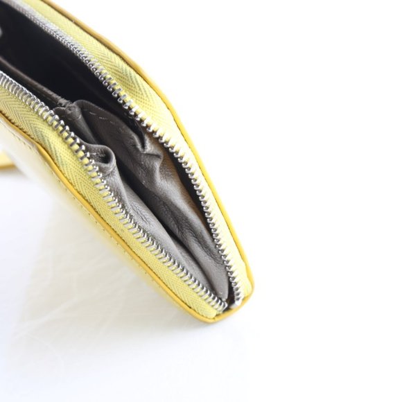 Celine Compact Zipped Wallet - Picture 4 of 5